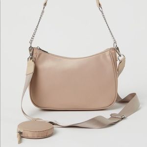 Beige shoulder bag w/ pouch